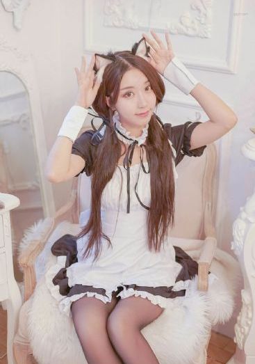 女大学生沙龙在线观看