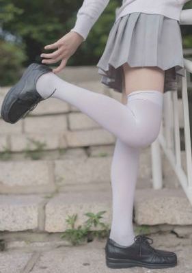 《美丽邻居》电视剧